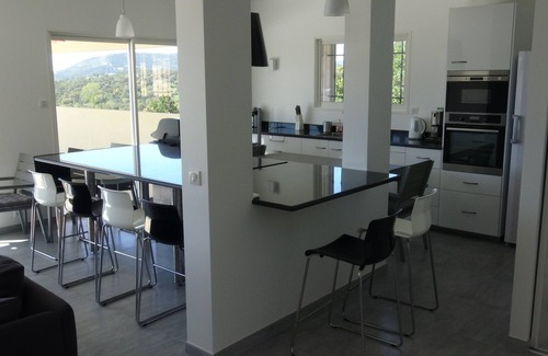 Pinarellu Villa | 10mn beach, Standing Villa, top sea view, fiber internet, heated pool, jacuzzi