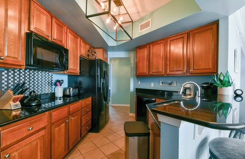 Destin Condo | 10th Floor Beachfront Condo in the Heart of Destin w/Breathtaking Views