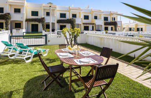 Carvoeiro Ski Chalet | 11 Terraços de Benagil (Casa Paraíso)