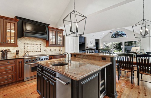 Sea Pines House | 11 Willow Oak | Private Heated Pool | Bike to Beach