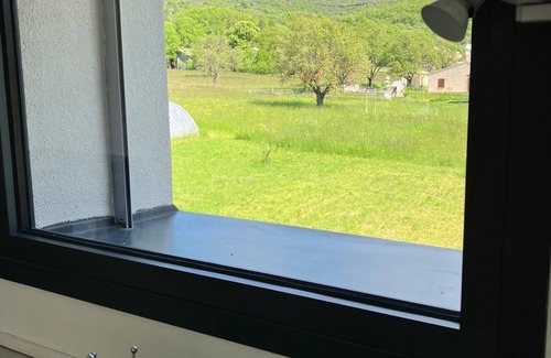 Castellane House | 110 m2 in an old warehouse between lakes and mountains in the Verdon gorges