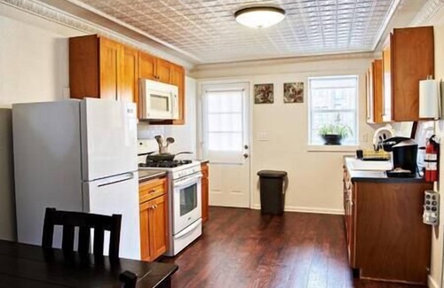 Dubuque Apartment | 1129#4/Prime Downtown Dubuque, Cozy Brick Charm