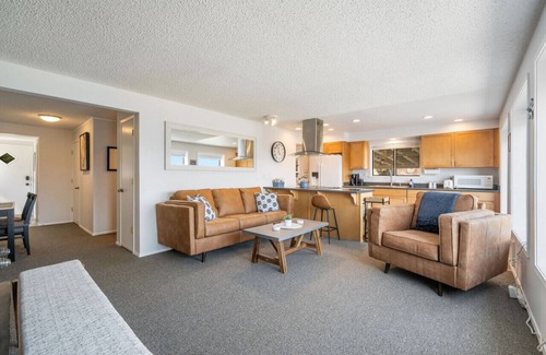 Gig Harbor Apartment | 116 - Inviting Waterfront Haven ~BBQ