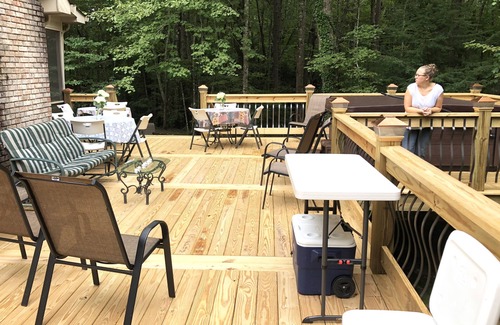 Lookout Mountain House | 12 bdrm~THE SHIRE~6miles Chatt.~🥇2Houses XL HOT TUB 1,000sqft deck