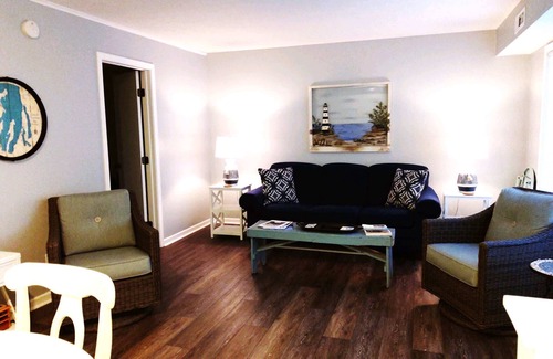 Elk Rapids Condo | #12 ELK RAPIDS BEACH CONDOMINIUM