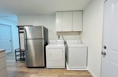 Sylvan Hills House | 12 mins to DT, 2 BR, Free Parking, A/C, Sleeps 5