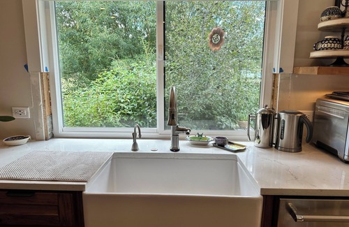 Moose Wilson Road House | 12 minutes to Grand Teton National Park. Pet Friendly.