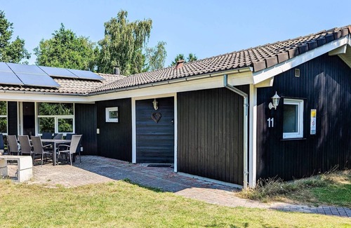 Bøtø By House | 12 person holiday home in Væggerløse-By Traum