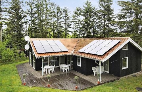 Hou House | 12 person holiday home in Hals-By Traum