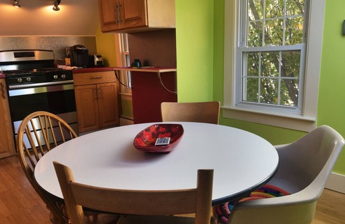 West End Apartment | 1200 Sq Ft ♦ West End Gem ♦ Perfect Location