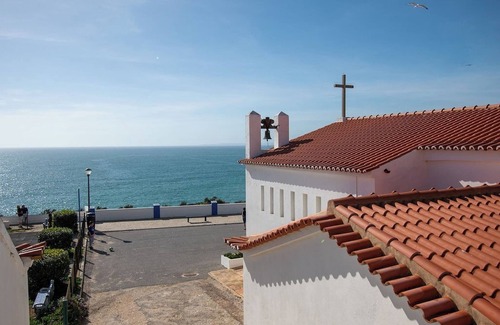 Carvoeiro Ski Chalet | 12A Modernised yet traditional house