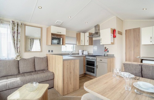 Bridport House | 12ft-wide luxury caravan with one double and one twin.