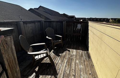 Wellborn House | 12th Man Ave