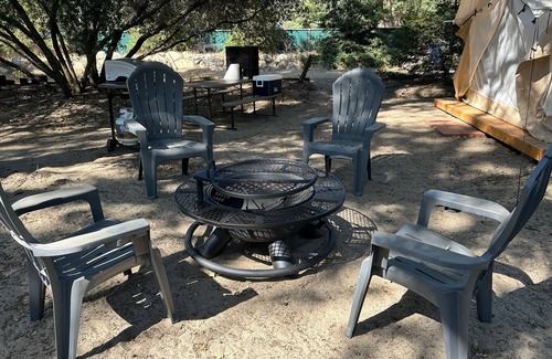 Three Rivers RV Rental | 12x14 Cabin Tent. 4.5 miles to the Sequoia National park entrance.