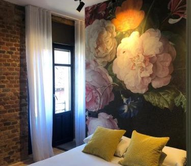 Old Town House | 13 suites