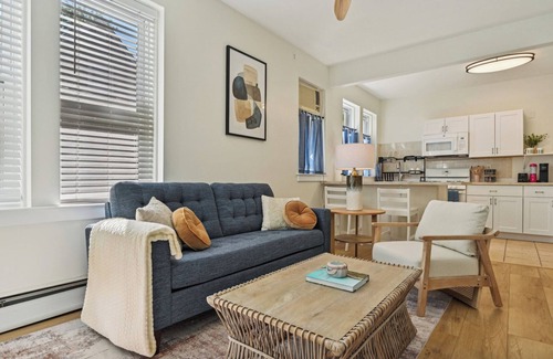 Teaneck Apartment | 13MI to Time Square~2BD in The Hamilton Elm in Teaneck New~Parking~Laudry~Pets
