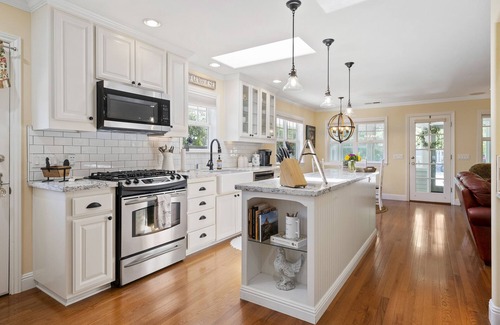 Paso Robles House | 13th Street Retreat - A few blocks to downtown Paso!