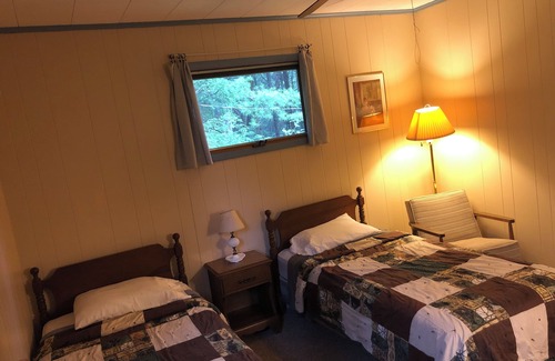 Paupack Resort | 14-bedroom resort in tranquil Paupack. 1885 Farm & Guest House with Game Room!