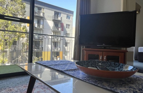 East Perth Apartment | 14 Roomy Rest+Relax EastPerth 2BRParking
