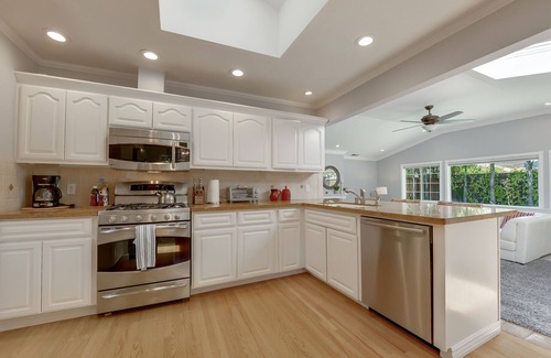 Fair Oaks House | 14MP: "Place Was Incredible" by Stanford, Meta