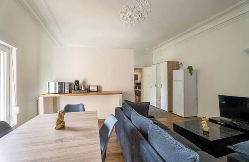 Woippy Apartment | 15. Le Cosy 120m² - 4ch' - 8 pers' - 6 TV - Streaming
