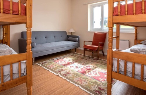 Bwlchtocyn House | 15 Lon Cernyw in the beautiful Pwllheli