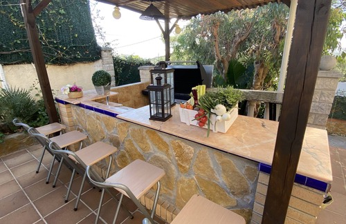 Sitges Town Center Villa | 15 min. by car/Sitges. Villa Ilusión 16 people. XXL Pool by Weekly Villas.
