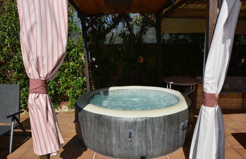 Sitges Town Center Villa | 15 min. by car/Sitges. Villa Ilusión 16 people. XXL Pool by Weekly Villas.