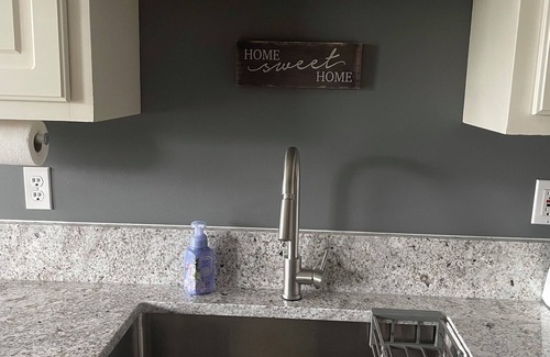 Northport House | 15 min drive to GAME day! 3b/2bth home