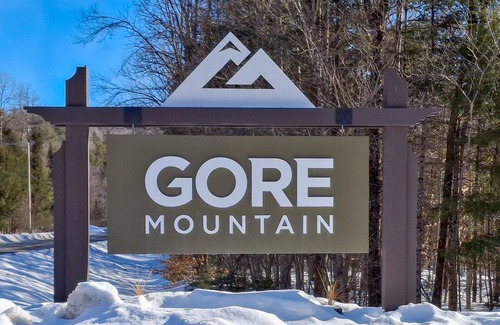 Essex County House | 15 Min to Gore - Adirondack Ski Lodge w/Hot Tub!