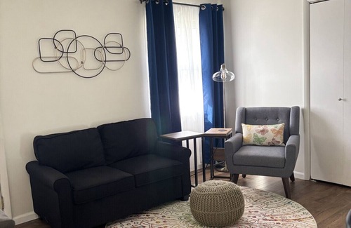 Lafayette House | 15 min to Purdue w/fenced yard