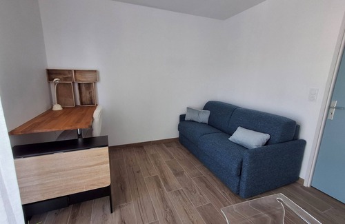 La Jarne House | 15 minutes from La Rochelle with private garden, F2 of 32 m² in La Jarne.