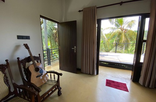 Wanchawala Villa | 15 minutes from the beach