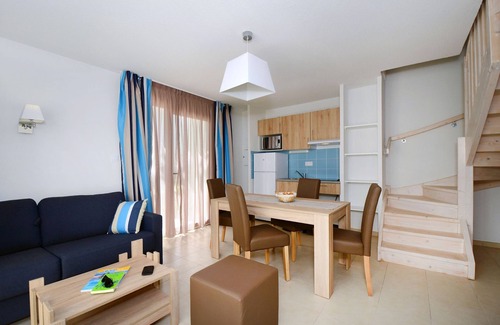 Cap d'Agde Condo | 150m de la Plage! Piscine Saisonnière + Sauna