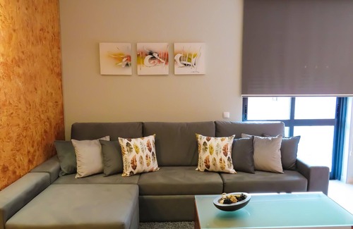 Sesimbra Condo | 150m From the Beach With Pool