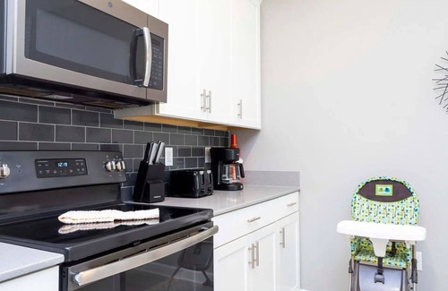 Davenport House | 1553- 4BR Home with Private Pool & Disney Themes