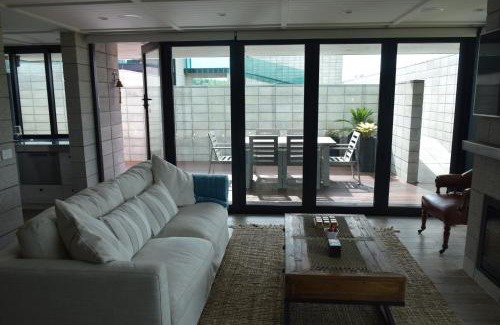 Waikanae Apartment | 157 Field Way Luxury Lodge