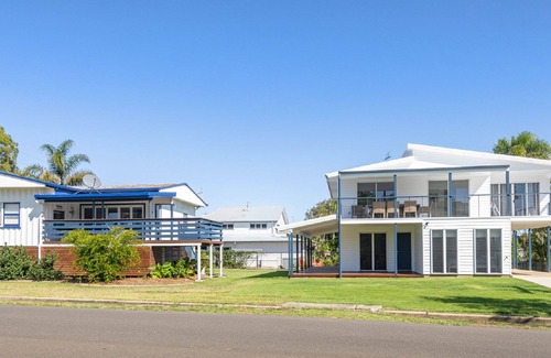Bargara House | 16 & 16a - Clark Street Bargara
