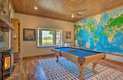 Pilot Point House | 16-Acre Pilot Point Ranch Private Pond and Hot Tub