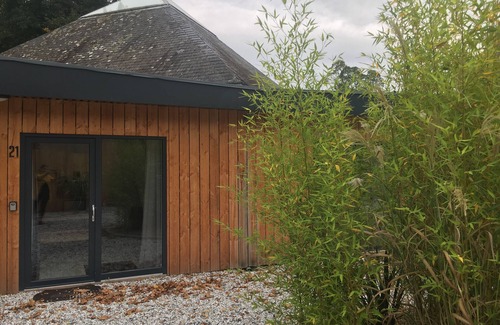 Bouchemaine Ski Chalet | 16-Chalet-Ensuite with Shower-Garden view