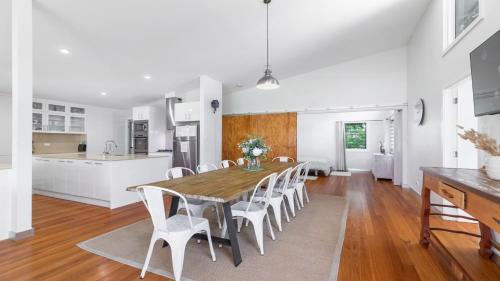 Hawks Nest House | 16 Kururma Crescent Hawks Nest