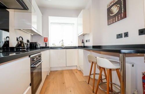 Newquay City Centre Cottage | 16 OCEAN HEIGHTS, pet friendly in Newquay