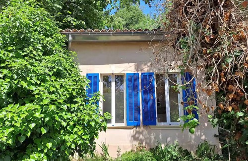 Pignans House | 1600m2 of greenery at the foot of the Landes mountains