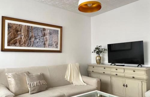 Gijon City Centre Apartment | 167A La Costa de mis amores