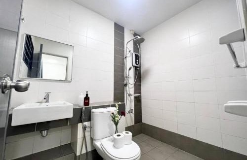 Shah Alam House | 16Pax House Landed Setia Alam Mall SCCC Wi-Fi TV