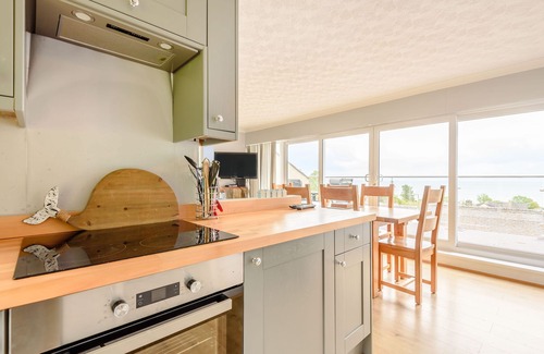 Llanbedrog Cottage | 17 GLYN Y MARIAN, pet friendly, country holiday cottage in Llanbedrog