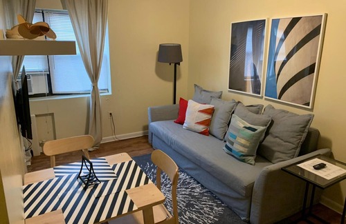 Industry Apartment | 1703 3B · Worthy 2bed Apt-20 min to NYC/Parking Avail.