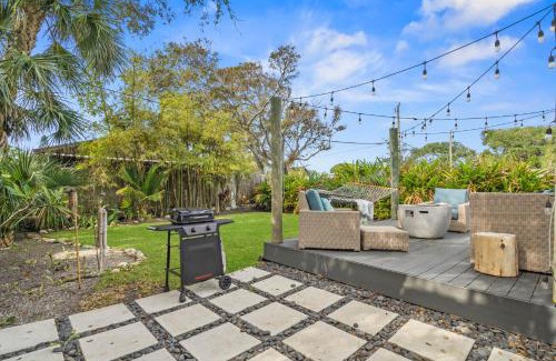 Cocoa Beach House | 172 Woodland Ave