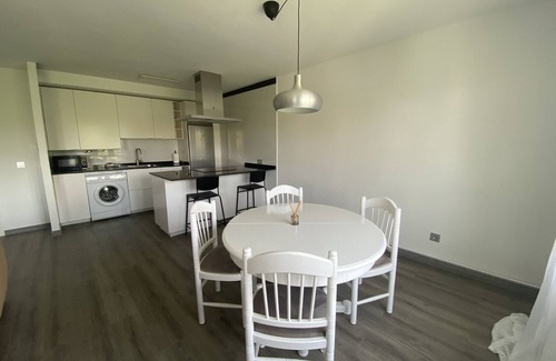 Distrito Sur Apartment | 173A Amplio apartamento moderno