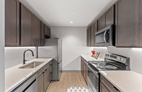 Martin Luther King Condo | 175 LEX - Walk to Rupp Arena Downtown Top Floor